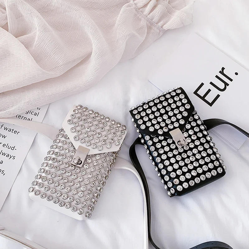 PU Leather Luxury Designer Mini Handbags for Women 2021 Fashion Girls Female Casual Shoppers Diamond Mobile Phone Crossbody Bags
PU Leather Luxury Designer Mini Handbags for Women 2021 Fashion Girls Female Casual Shoppers Diamond Mobile Phone Crossbody Bags