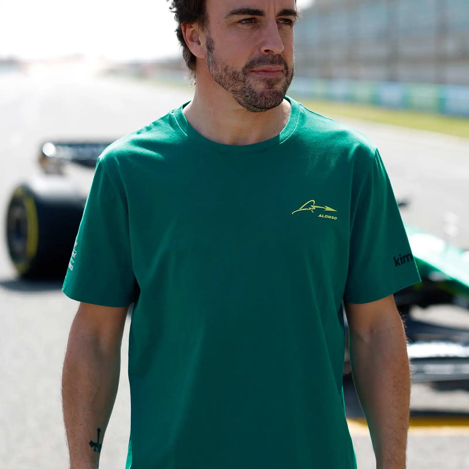 The 2023 Aston Martin f1 Team T-shirt and Spanish racing driver Fernando Alonso's oversized T-shirt are selling like hot cakes 
The 2023 Aston Martin f1 Team T-shirt and Spanish racing driver Fernando Alonso's oversized T-shirt are selling like hot cakes