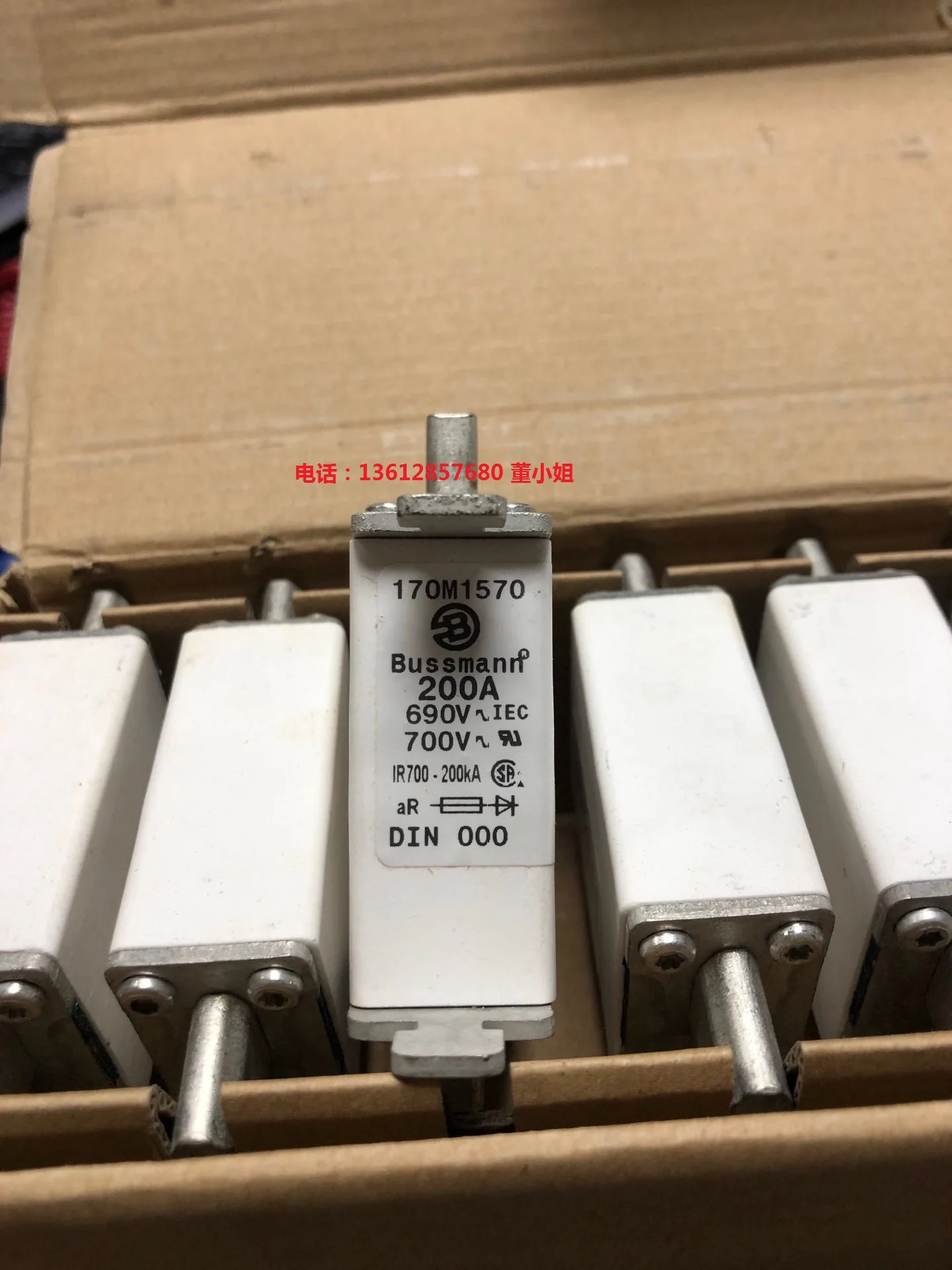 170M1308 170M1309 170M1310 170M1311 170M1312 170M1313 BUSSMANN новый оригинальный квадратный корпус-DIN 43 653 690V IEC/UL 10-400A
170M1308 170M1309 170M1310 170M1311 170M1312 170M1313 BUSSMANN новый оригинальный квадратный корпус-DIN 43 653 690V IEC/UL 10-400A