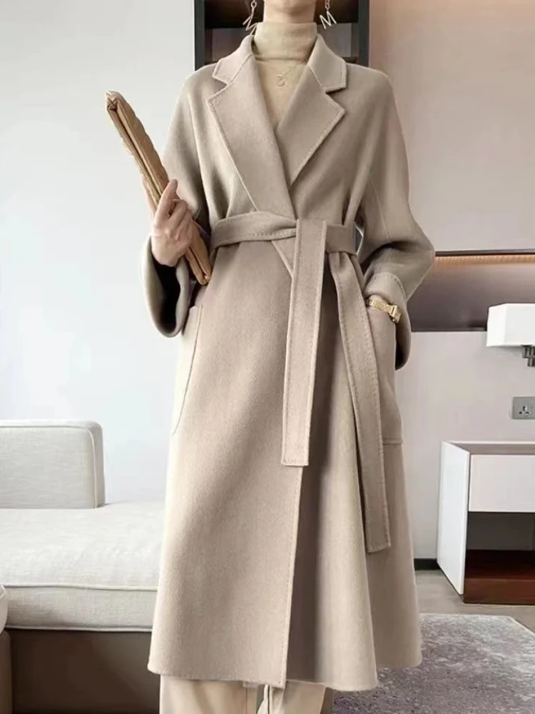 Autumn and Winter 2023 Fashion Long Warm Coat Women's Elegant Casual Waist Wool Polo Collar Fashion Temperament Winter Coat
Autumn and Winter 2023 Fashion Long Warm Coat Women's Elegant Casual Waist Wool Polo Collar Fashion Temperament Winter Coat