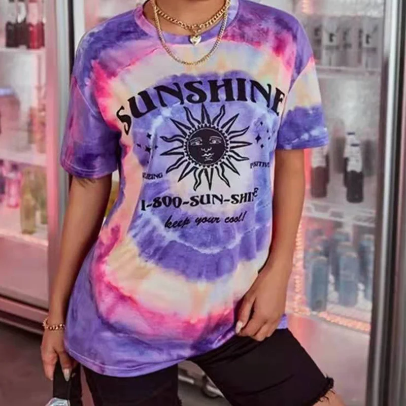 Футболка женская оверсайз с круглым вырезом и коротким рукавом
Футболка женская оверсайз с круглым вырезом и коротким рукавом