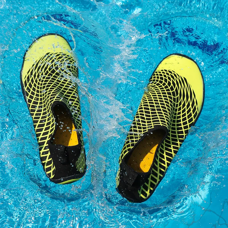 Unisex Shoes Outdoor Vacation Diving Swimming Shoes Couple Beach Barefoot Aqua Shoes Multifunctional Indoor Fitness Shoes 35-47#
Unisex Shoes Outdoor Vacation Diving Swimming Shoes Couple Beach Barefoot Aqua Shoes Multifunctional Indoor Fitness Shoes 35-47#