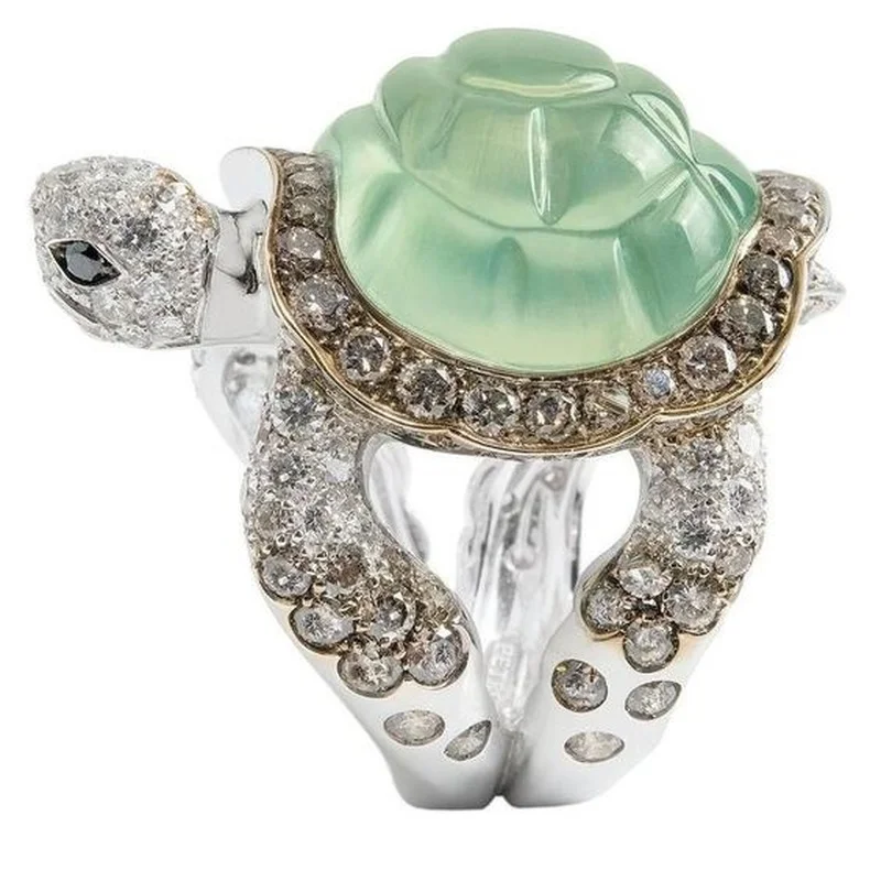 

Luxury Carved Turtle Ring for Women Exquisite Two Tone Metal Inlaid Green Stone Zircon Wedding Ring Jewelry