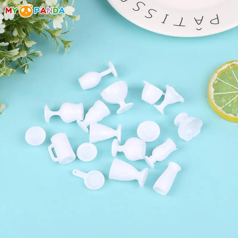 17Pcs/Set 1:12 Dollhouse Mini Simulation Plate Wine Glass Pot Bowl DIY Pretend Play Kitchenware Tableware Miniature Kitchen Toy
17Pcs/Set 1:12 Dollhouse Mini Simulation Plate Wine Glass Pot Bowl DIY Pretend Play Kitchenware Tableware Miniature Kitchen Toy