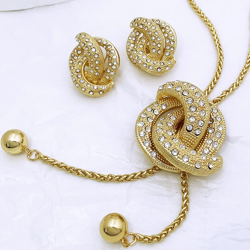 Woman Pendant Sweater Chain Long Necklace Earrings Sets Heart Pendant Adjustable Length Wedding Party Gift
Woman Pendant Sweater Chain Long Necklace Earrings Sets Heart Pendant Adjustable Length Wedding Party Gift