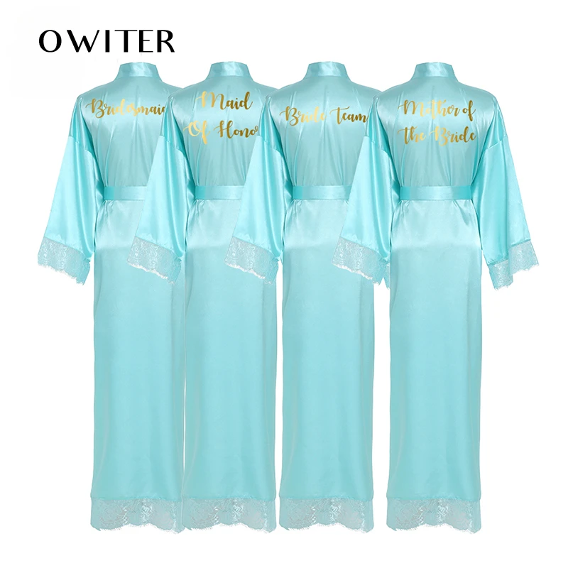 Индивидуальные халаты для невесты, длинные халаты, Шелковый Атласный кружевной халат, голубой халат для невесты, халат для подружек невесты, ночное платье с золотым текстом
Индивидуальные халаты для невесты, длинные халаты, Шелковый Атласный кружевной халат, голубой халат для невесты, халат для подружек невесты, ночное платье с золотым текстом