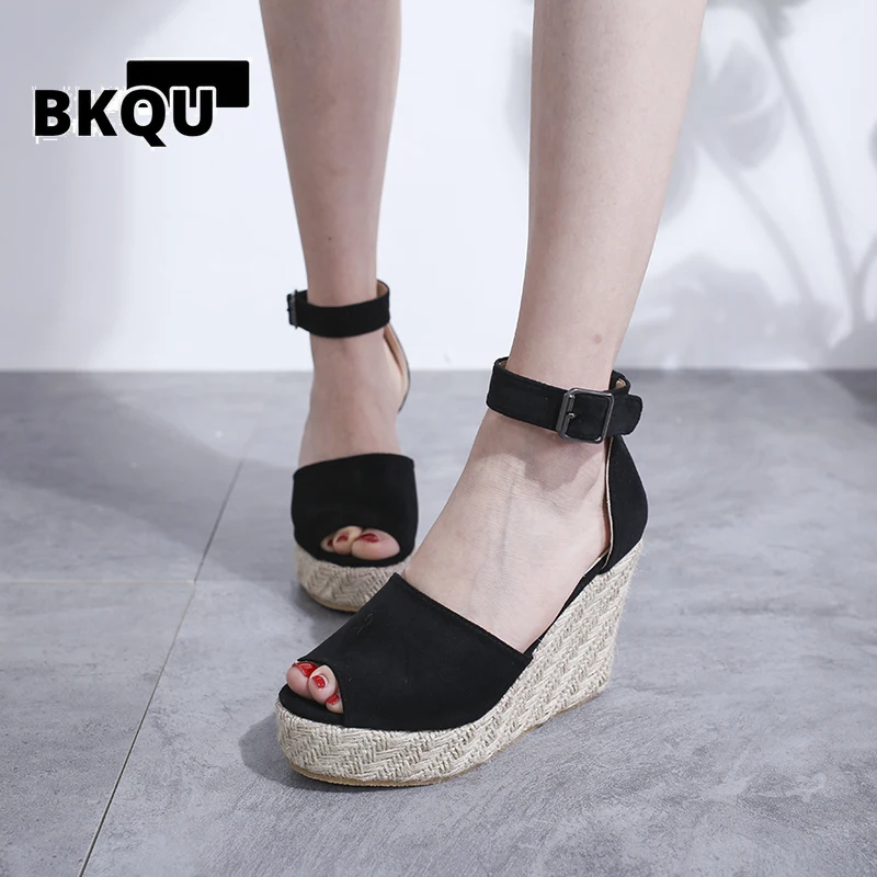 Woman Sandals Shoes Summer Wedges Pumps High Heels Platform Peep Toe Buckle Strap Fashion Breathable Gladiator Plus Size 35-43
Woman Sandals Shoes Summer Wedges Pumps High Heels Platform Peep Toe Buckle Strap Fashion Breathable Gladiator Plus Size 35-43