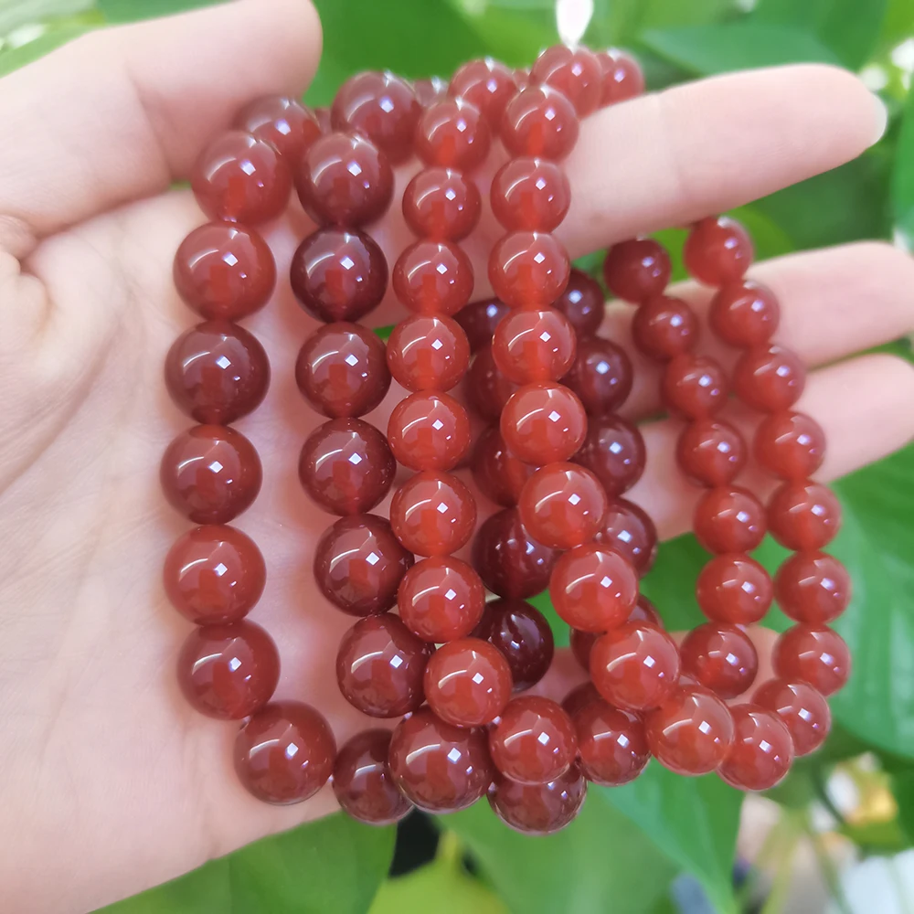 Браслет из натурального камня с красными агатами и ониксом, 8/10 мм 
Браслет из натурального камня с красными агатами и ониксом, 8/10 мм