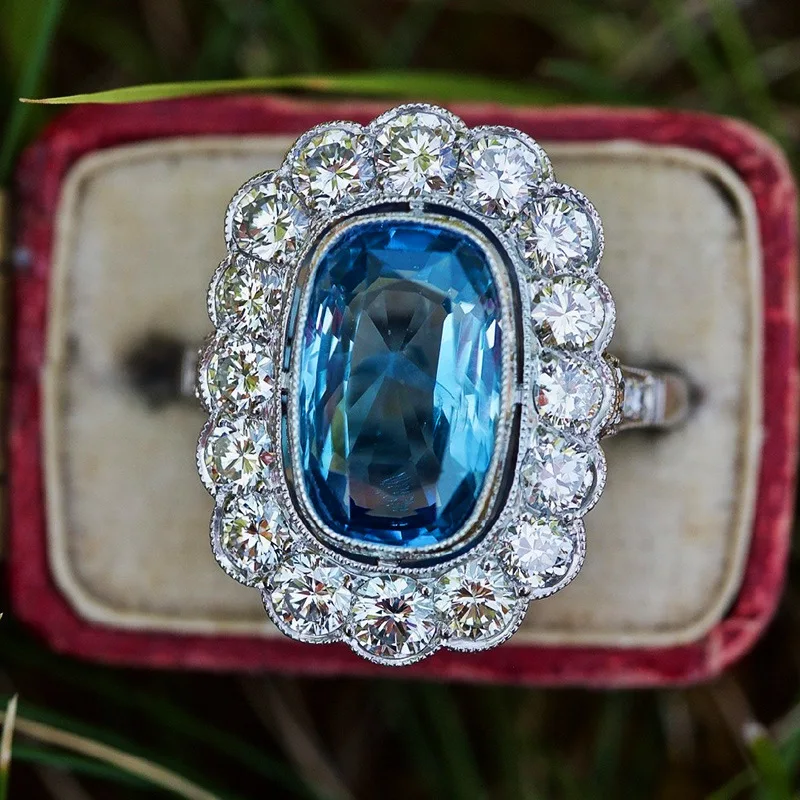 HOYON 925 Sliver Color Luxury Jewelry Ring For Women Inlaid Sea Blue Diamond Zircon Anniversary's Day Celebration Dinner Jewelry
HOYON 925 Sliver Color Luxury Jewelry Ring For Women Inlaid Sea Blue Diamond Zircon Anniversary's Day Celebration Dinner Jewelry