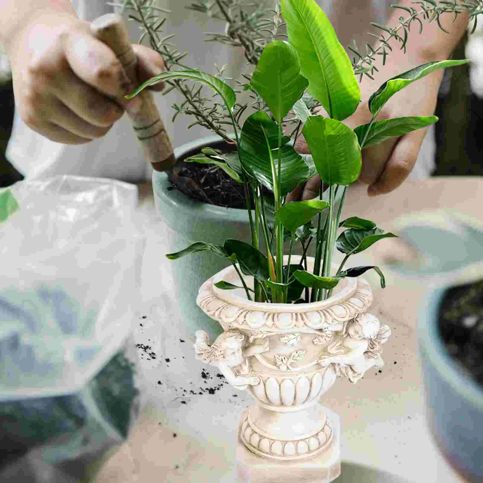 Planters Garden Angel Pots Flowerpot Statue Ornament Vase Adornment Multi-purpose Planting Resin Crafts Decor Girl
Planters Garden Angel Pots Flowerpot Statue Ornament Vase Adornment Multi-purpose Planting Resin Crafts Decor Girl