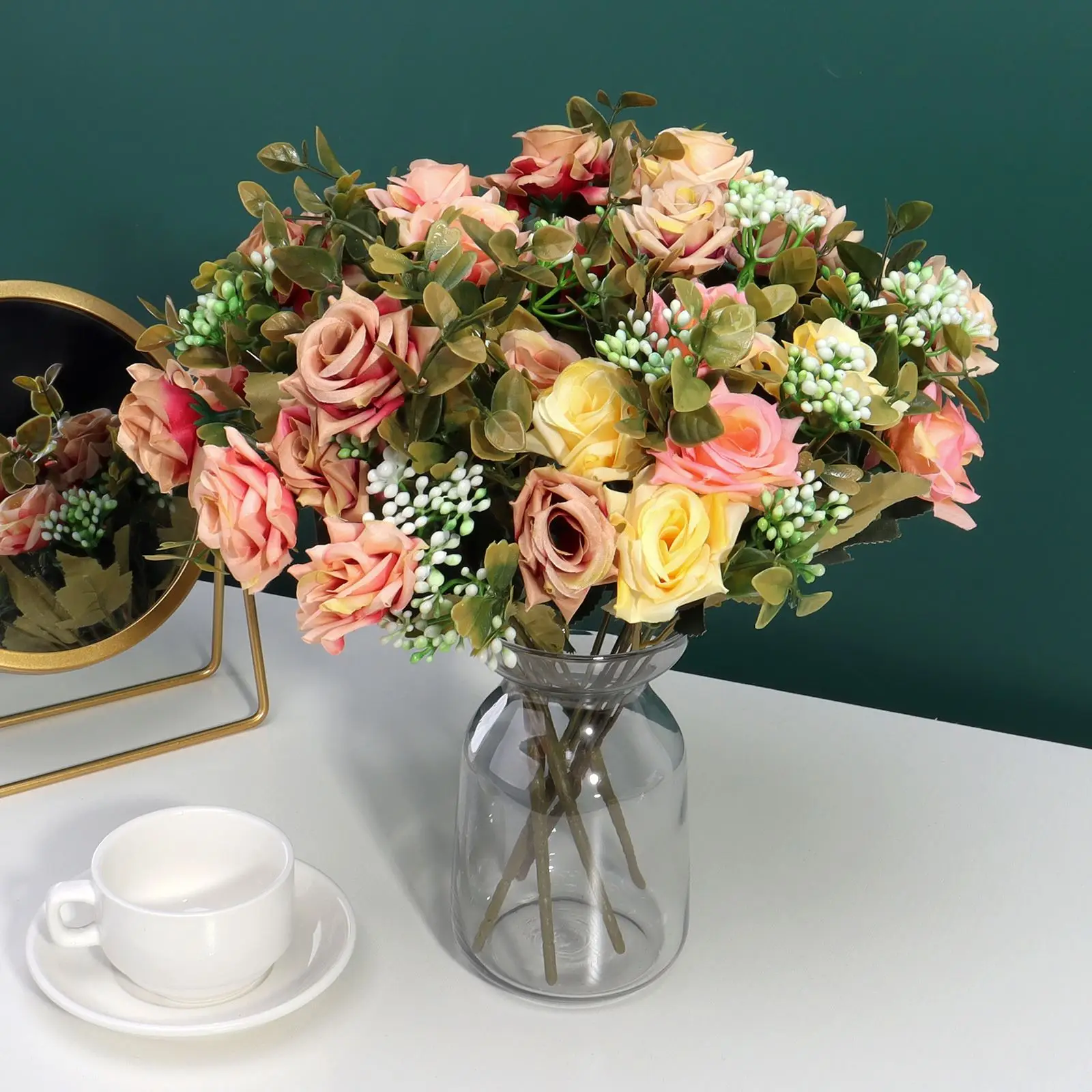 Artificial Retro Rose Flowers Home Flower Arrangement Decoration Wedding DIY Bride Holding Bouquet Peony Fake Plant Shots Props
Artificial Retro Rose Flowers Home Flower Arrangement Decoration Wedding DIY Bride Holding Bouquet Peony Fake Plant Shots Props