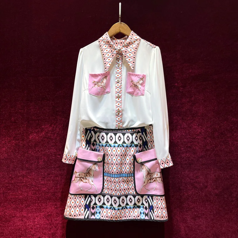 European and American women's wear spring 2022 new Long-sleeved lapel shirt Horse print pocket skirt Fashion suits
European and American women's wear spring 2022 new Long-sleeved lapel shirt Horse print pocket skirt Fashion suits