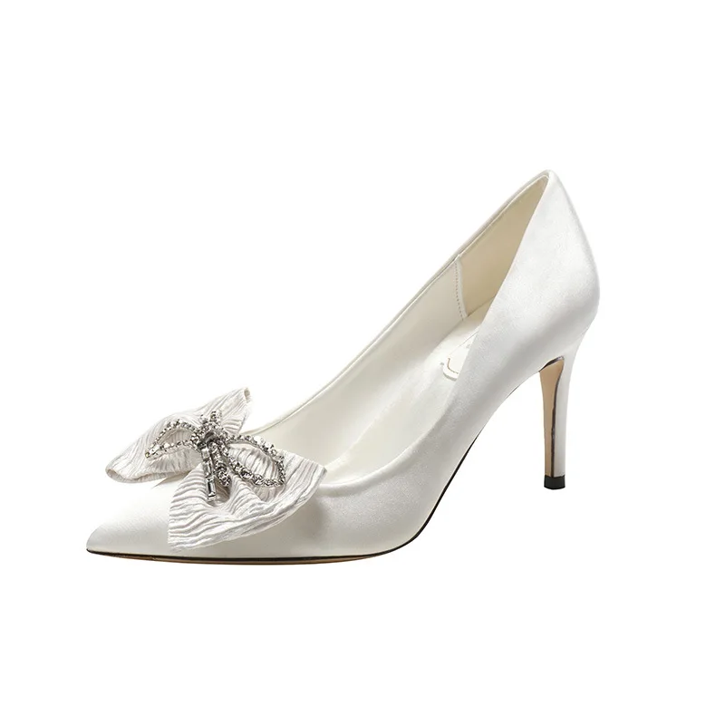 7cm New Fashion Shallow Mouth Bow with Beaded Satin Sexy High Heels Women Shoes 41 42 43
7cm New Fashion Shallow Mouth Bow with Beaded Satin Sexy High Heels Women Shoes 41 42 43