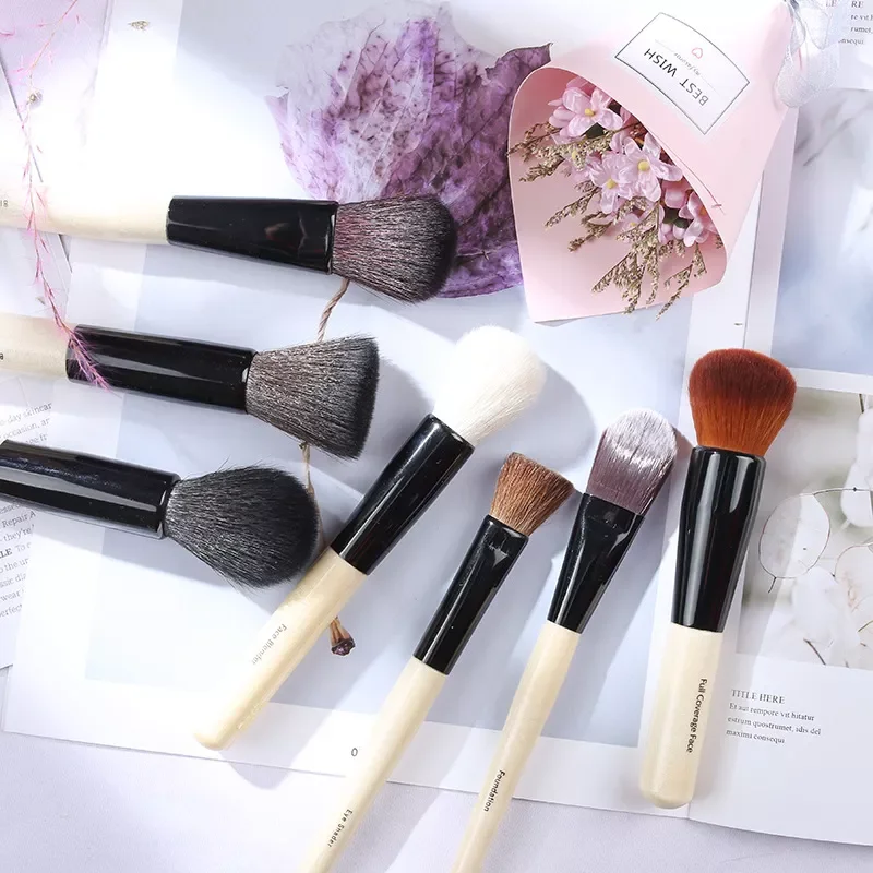 NEW2023 BB Makeup Brushes Set Natural Goat Horse Hair Powder Blush Foundation Blending Eyeshadow Bronzer Brush Cosmetic Tool
NEW2023 BB Makeup Brushes Set Natural Goat Horse Hair Powder Blush Foundation Blending Eyeshadow Bronzer Brush Cosmetic Tool