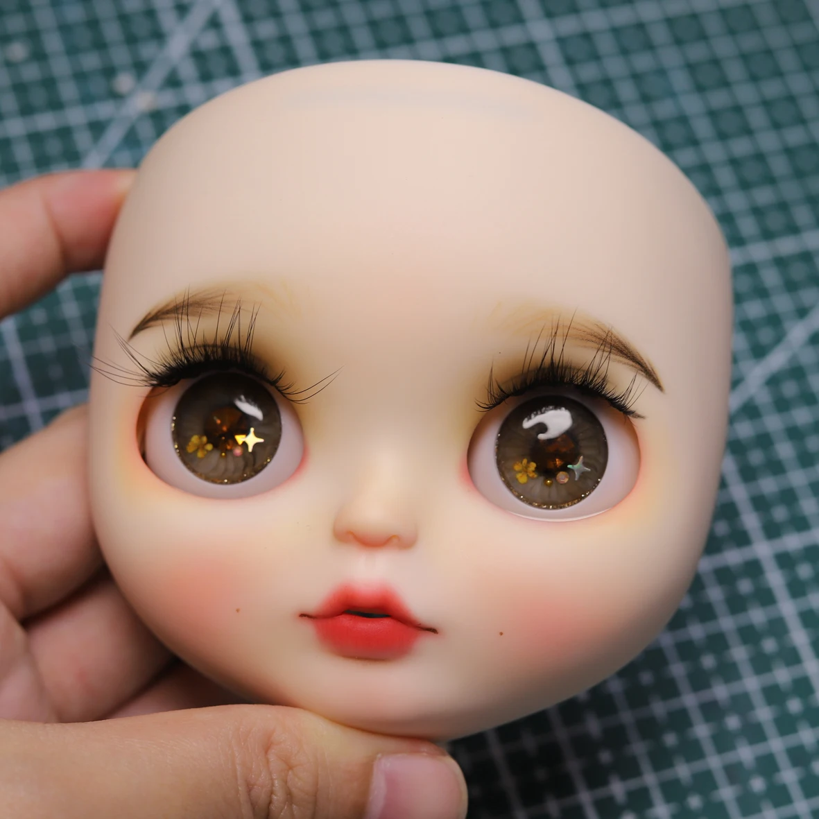 Blyth Doll Face Plate for diy your blyth makeup Including Back Plate customization doll Nude blyth white skin 5.7.17
Blyth Doll Face Plate for diy your blyth makeup Including Back Plate customization doll Nude blyth white skin 5.7.17