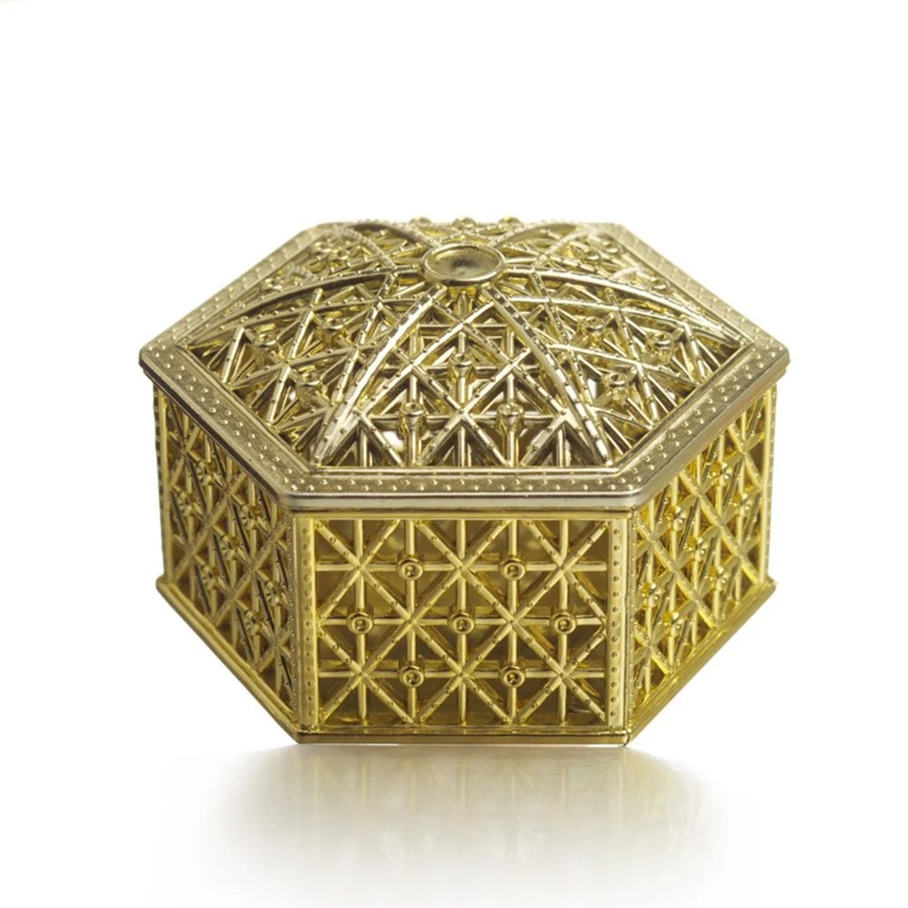 Retro Plastic Hollow Jewelry Storage Box Chocolate Candy Box Souvenir Trinket Organizer Wedding Favor Box-Gold
Retro Plastic Hollow Jewelry Storage Box Chocolate Candy Box Souvenir Trinket Organizer Wedding Favor Box-Gold