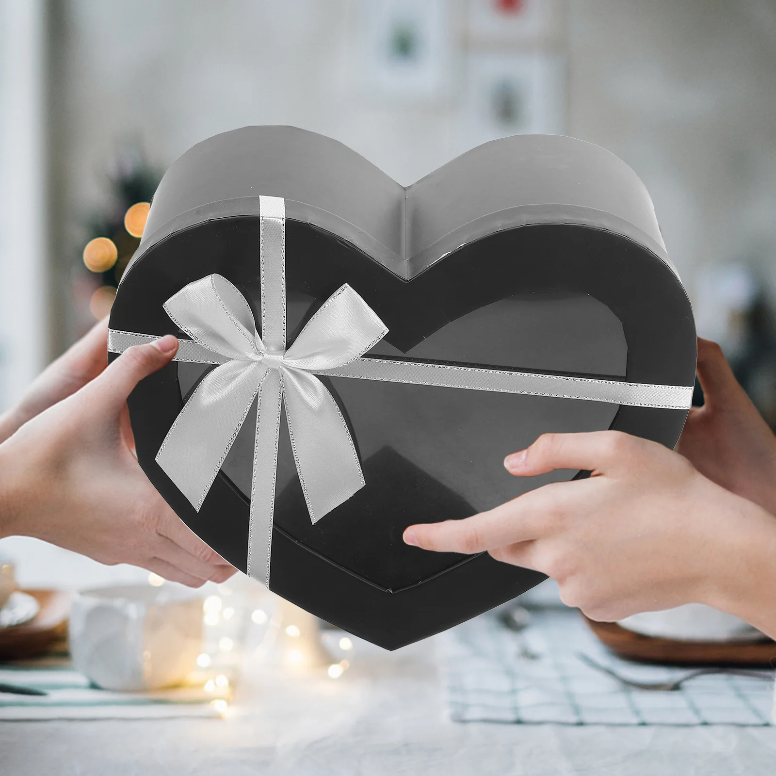 Heart Shaped Gift Box Paper Made Paper Wrapping Box Delicate Small Gift Packing Case
Heart Shaped Gift Box Paper Made Paper Wrapping Box Delicate Small Gift Packing Case