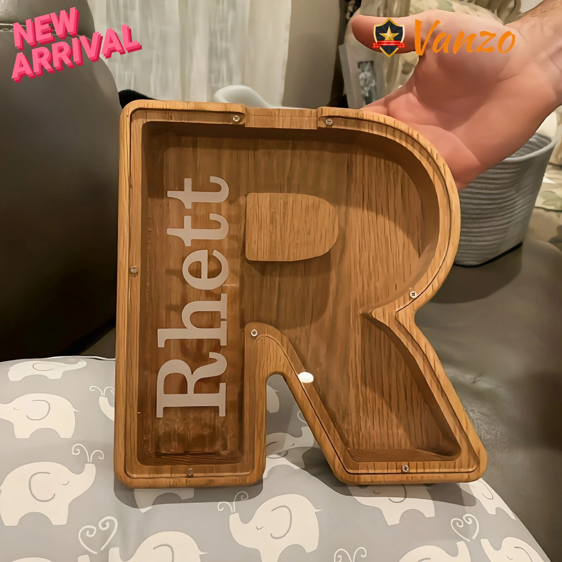 Decoration Home Room Decor Twenty-six Letter Piggy Bank Wooden Money Box Savings Organizer for Adults Children Shelves Ornaments
Decoration Home Room Decor Twenty-six Letter Piggy Bank Wooden Money Box Savings Organizer for Adults Children Shelves Ornaments