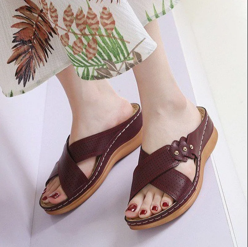 2022 NEW Hollow Breathable Soft Flat Sandals Summer Women Shoes Woman Casual Solid Buckle Strap Ladies Sandals
2022 NEW Hollow Breathable Soft Flat Sandals Summer Women Shoes Woman Casual Solid Buckle Strap Ladies Sandals