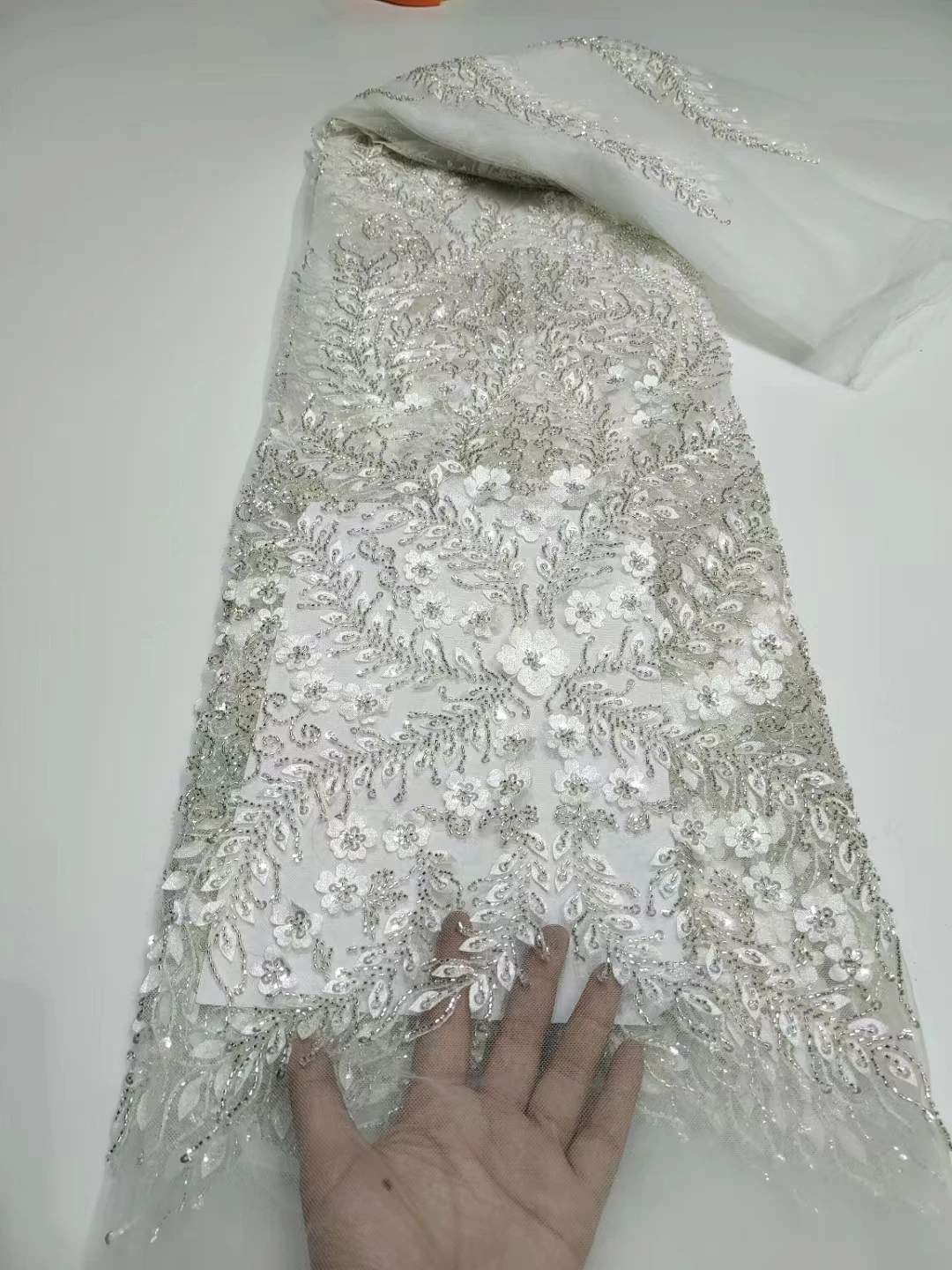 Nigerian Lace Fabrics Fashion Women African Tull Lace Luxury Handmade Bead sequins Fabrics For Wedding 5Yards
Nigerian Lace Fabrics Fashion Women African Tull Lace Luxury Handmade Bead sequins Fabrics For Wedding 5Yards