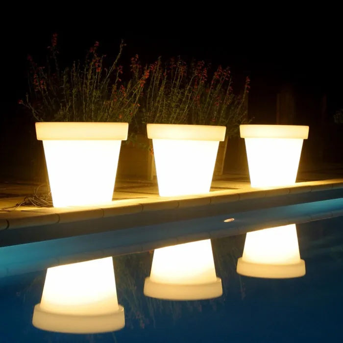 Wholesale Decoration Illuminated Planter Home Garden Illuminated LED Light Flower Pot
Wholesale Decoration Illuminated Planter Home Garden Illuminated LED Light Flower Pot
