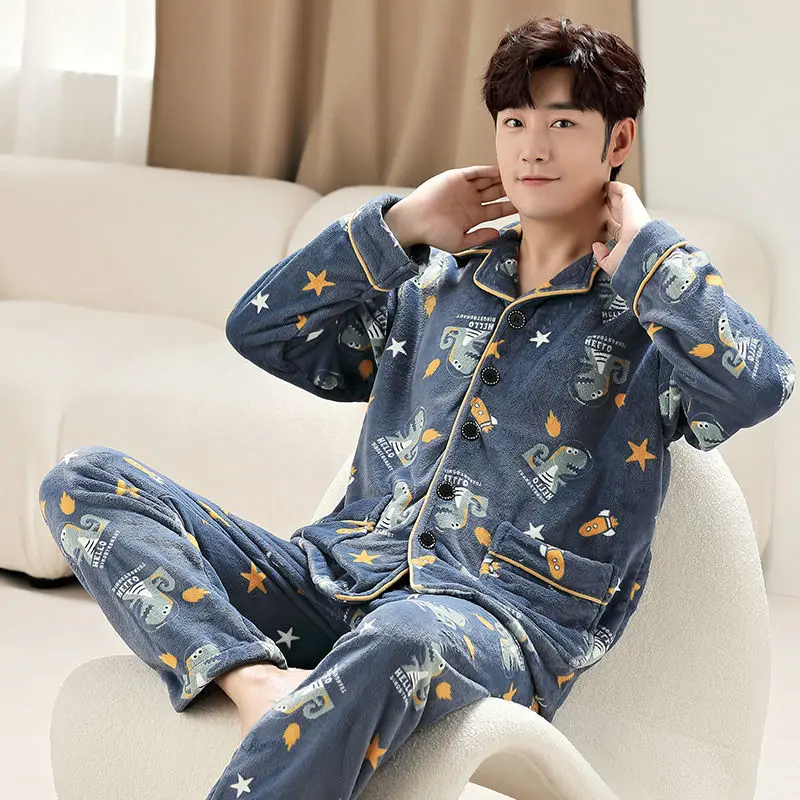 Winter Warm Mens Pajamas Set Flannel Long Sleeve V Neck Homewear 2 Piece Casual Loungewear 5XL Hombre Pyjama Male Nightgown
Winter Warm Mens Pajamas Set Flannel Long Sleeve V Neck Homewear 2 Piece Casual Loungewear 5XL Hombre Pyjama Male Nightgown