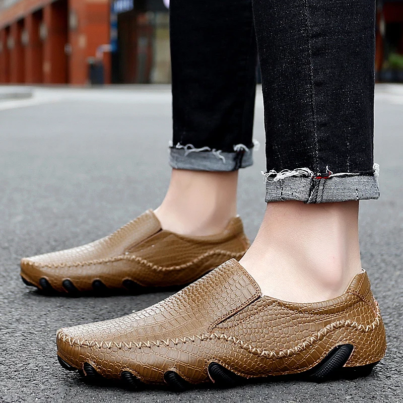 Leather Men Shoes Moccasins Slip on Soft Casual Loafers Handmade Leisure Shoes Breathable Flats Comfortable for Men Shoes Comfy
Leather Men Shoes Moccasins Slip on Soft Casual Loafers Handmade Leisure Shoes Breathable Flats Comfortable for Men Shoes Comfy