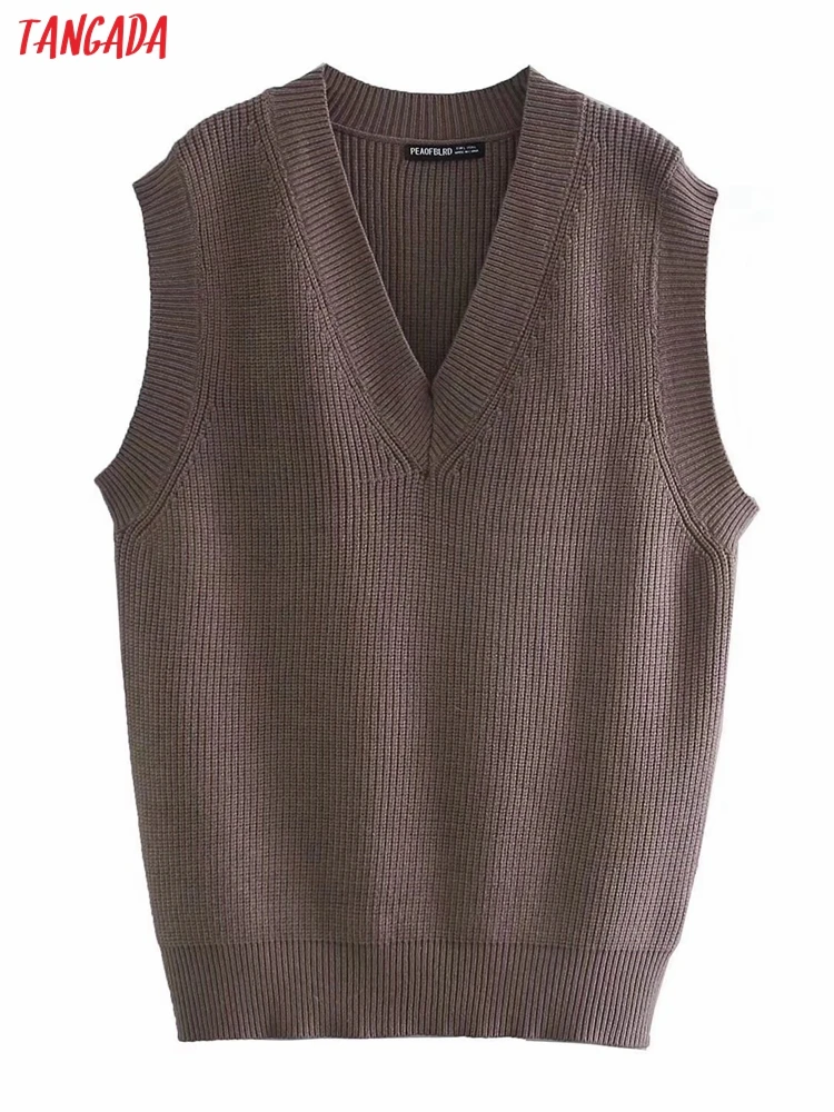 Женский трикотажный жилет-оверсайз с V-образным вырезом
Женский трикотажный жилет-оверсайз с V-образным вырезом