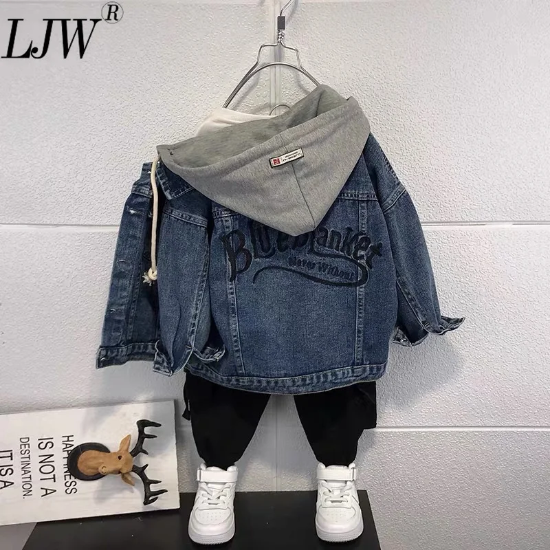 2022 children's clothing autumn and winter boys denim jacket plus velvet warm color block jacket medium and small children big
2022 children's clothing autumn and winter boys denim jacket plus velvet warm color block jacket medium and small children big