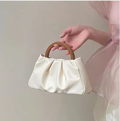 A001 женские роскошные сумки, сумка, дизайнерская сумка, кошелек, сумка на плечо, сумка-мессенджер, сумка, рюкзак с пряжкой в горошек
A001 женские роскошные сумки, сумка, дизайнерская сумка, кошелек, сумка на плечо, сумка-мессенджер, сумка, рюкзак с пряжкой в горошек