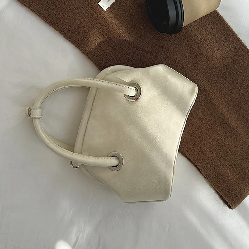 Shell Clip Handbag Women's Leather Shoulder Bags For Women Luxury Bag Woman Spring New Fashion Vintage Designer Ladies Crossbody
Shell Clip Handbag Women's Leather Shoulder Bags For Women Luxury Bag Woman Spring New Fashion Vintage Designer Ladies Crossbody