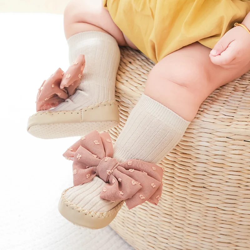 New Spring Autumn Baby Girls Socks Newborn Baby Bowknot Socks Infant Baby Socks Anti Slip Soft Cotton Floor Sock Shoes 
New Spring Autumn Baby Girls Socks Newborn Baby Bowknot Socks Infant Baby Socks Anti Slip Soft Cotton Floor Sock Shoes