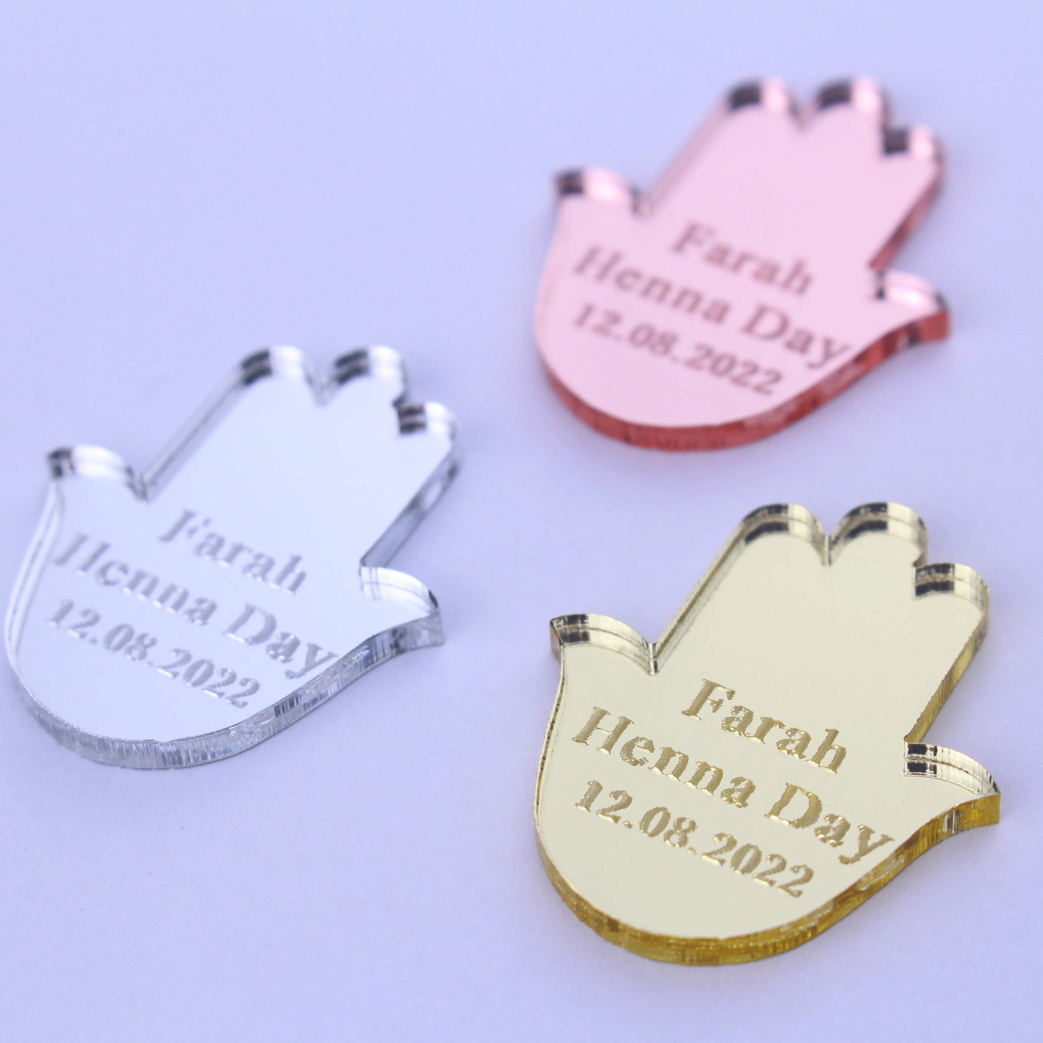 30pcs Personalise Engraved Name Charms Hamsa Palm Fatima Hand Making DIY Gold/Silver Mirror Acrylic Handicraft Decoration Favors
30pcs Personalise Engraved Name Charms Hamsa Palm Fatima Hand Making DIY Gold/Silver Mirror Acrylic Handicraft Decoration Favors
