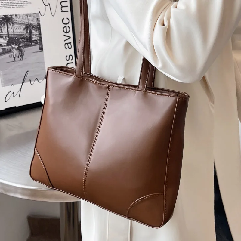High Quality Ladies Shoulder Bag 2022 New Versatile Large Capacity Messenger Bag Fashion Trend Net Red Shopping Bag Tote Bag
High Quality Ladies Shoulder Bag 2022 New Versatile Large Capacity Messenger Bag Fashion Trend Net Red Shopping Bag Tote Bag
