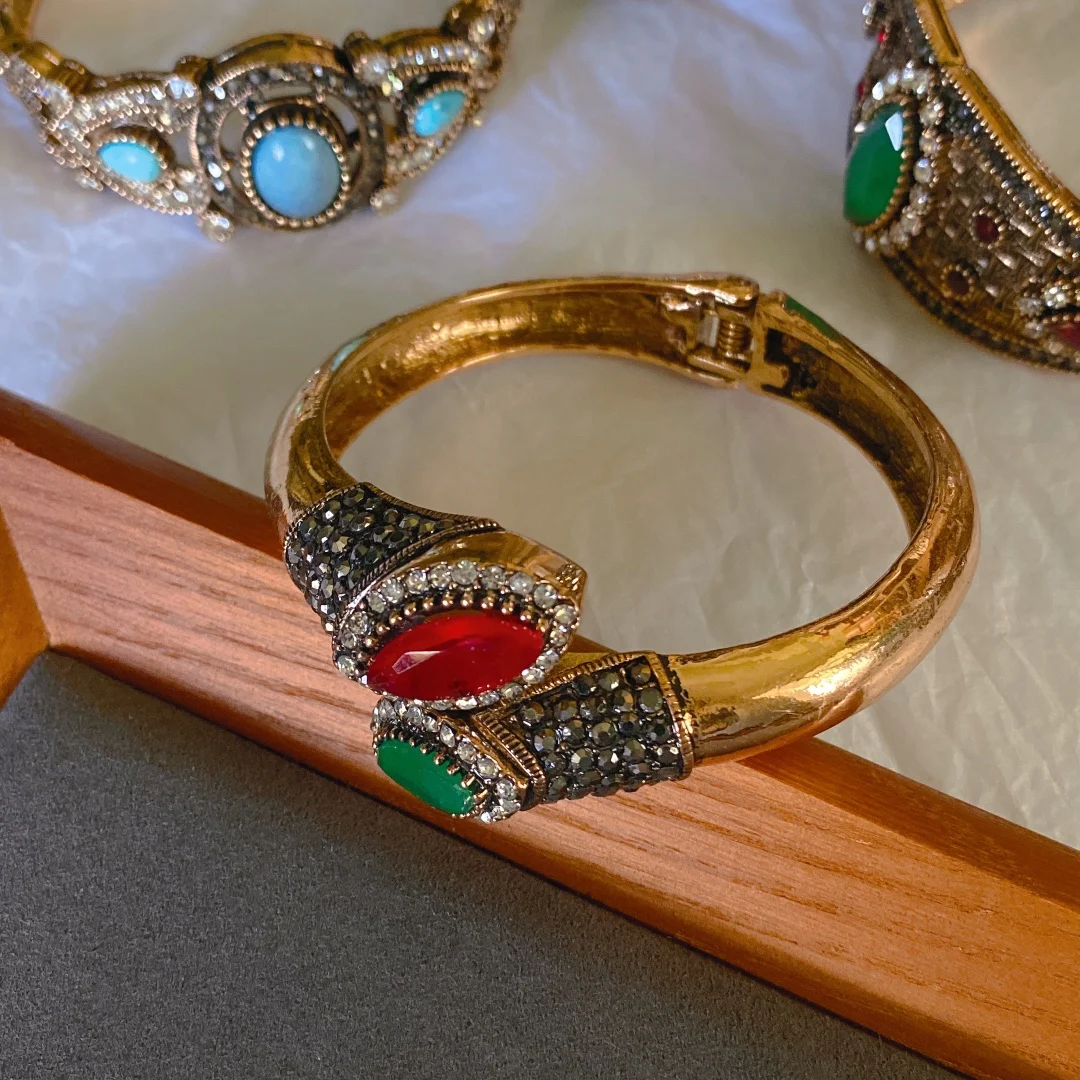 Европейский и американский Дворцовый стиль, элегантная и просторная фотография
Европейский и американский Дворцовый стиль, элегантная и просторная фотография