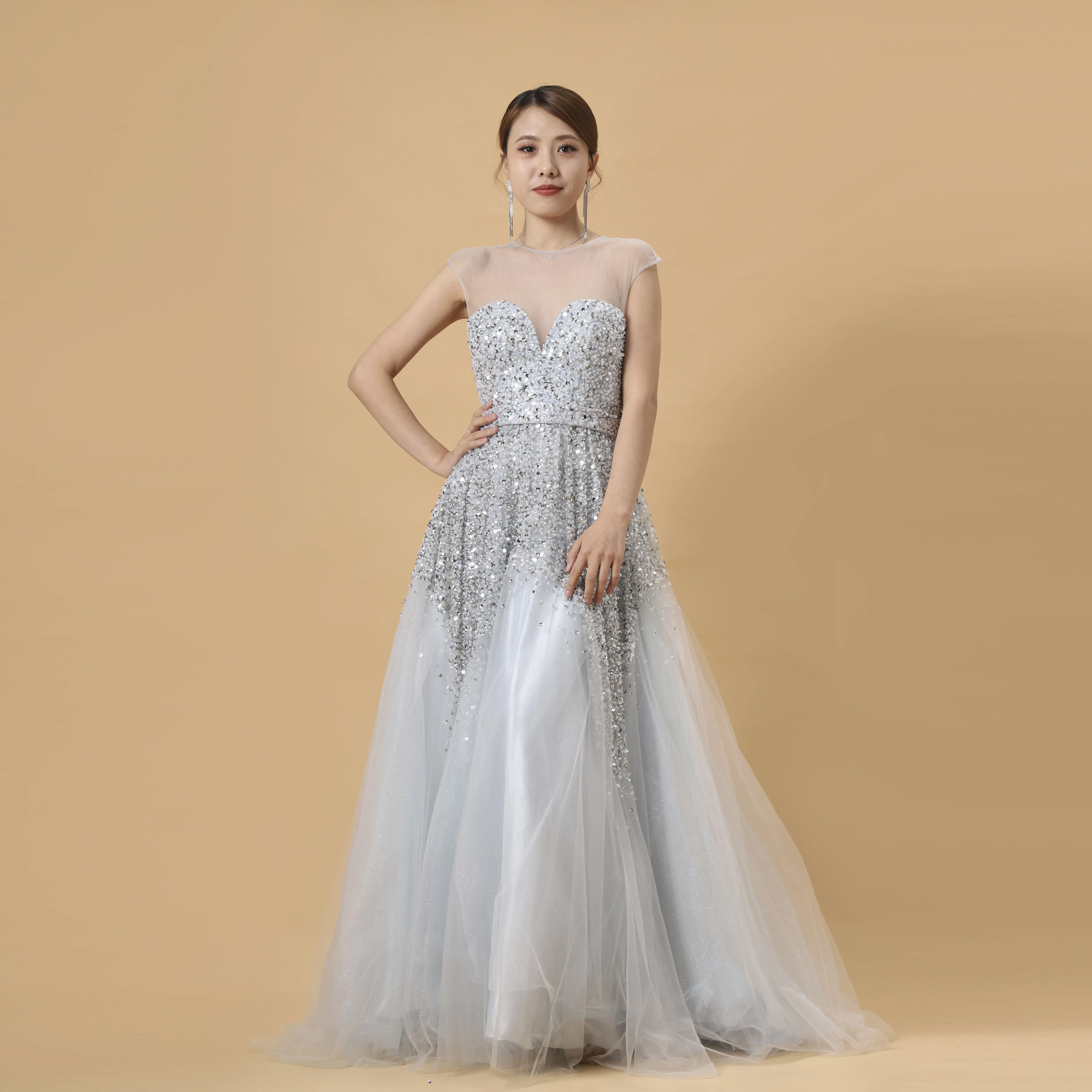 Red Grey Diamond Beading Sleeveless A Line Backless Luxury Wedding Evening Formal Dress For Mother Of Bride Groom Wear
Red Grey Diamond Beading Sleeveless A Line Backless Luxury Wedding Evening Formal Dress For Mother Of Bride Groom Wear