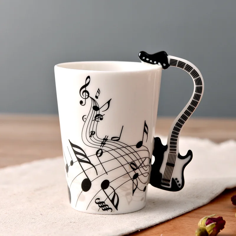 

Креативная музыкальная керамическая кружка 240 мл, гитарные скрипки, стильные кофейные, чайные, молочные стаканы, чашки для воды с индивидуальной ручкой, новые подарки