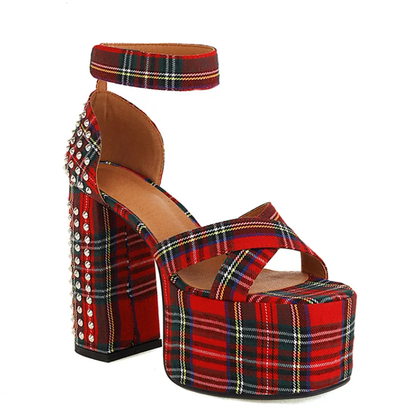2022 Summer European and American Fashion Show Sexy Sandals Hollowed Out Nightclub Women's Shoes big size 34-43 Roman Shoes
2022 Summer European and American Fashion Show Sexy Sandals Hollowed Out Nightclub Women's Shoes big size 34-43 Roman Shoes