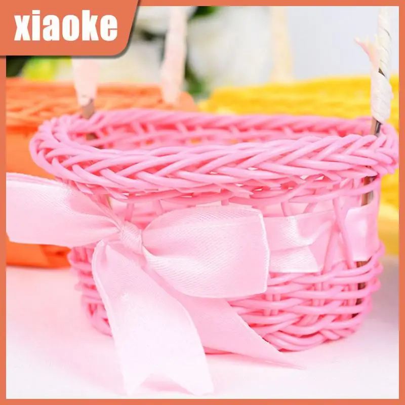 Adopt High-quality Plastic Rattan Material Picnic Basket Light Weight Non-toxic A Gift Basket Handwork Environmentally Friendly
Adopt High-quality Plastic Rattan Material Picnic Basket Light Weight Non-toxic A Gift Basket Handwork Environmentally Friendly