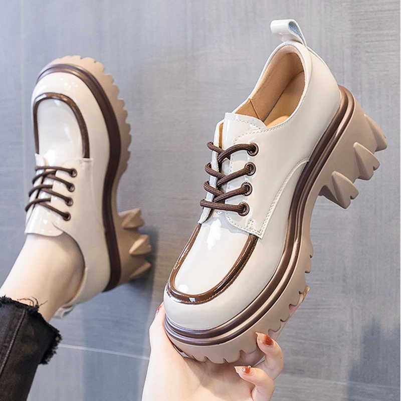 Women's British Style Chunky Platform Pumps Women 2023 Spring Lace Up Thick Heels Loafers Woman Round Toe Patent Leather Shoes
Women's British Style Chunky Platform Pumps Women 2023 Spring Lace Up Thick Heels Loafers Woman Round Toe Patent Leather Shoes