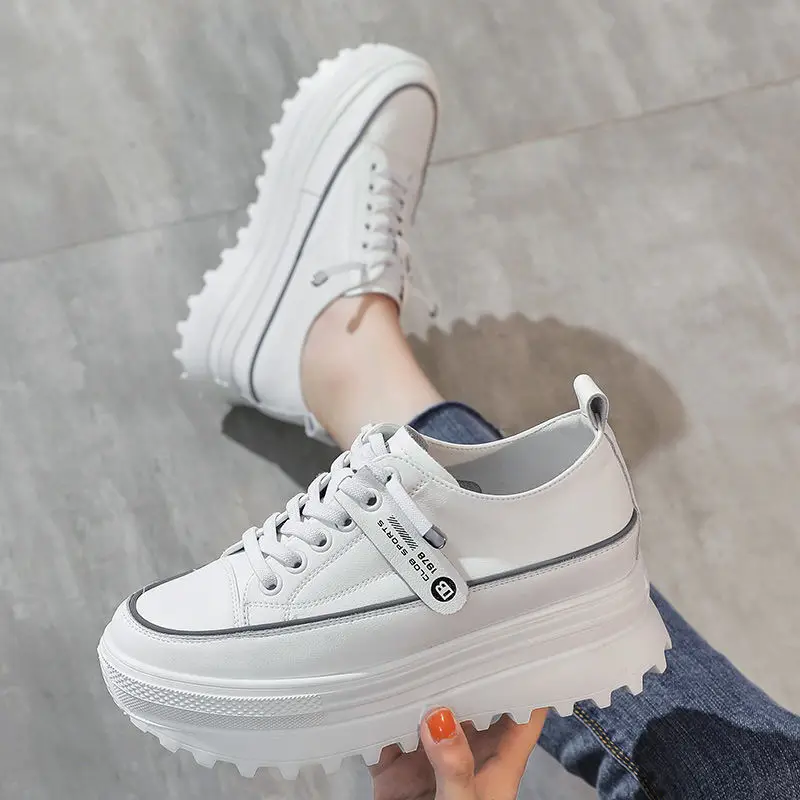Genuine Leather Shoes Women's 2022 New Height Increasing Insole Women's Good-looking Campus Women Platform White Shoes
Genuine Leather Shoes Women's 2022 New Height Increasing Insole Women's Good-looking Campus Women Platform White Shoes