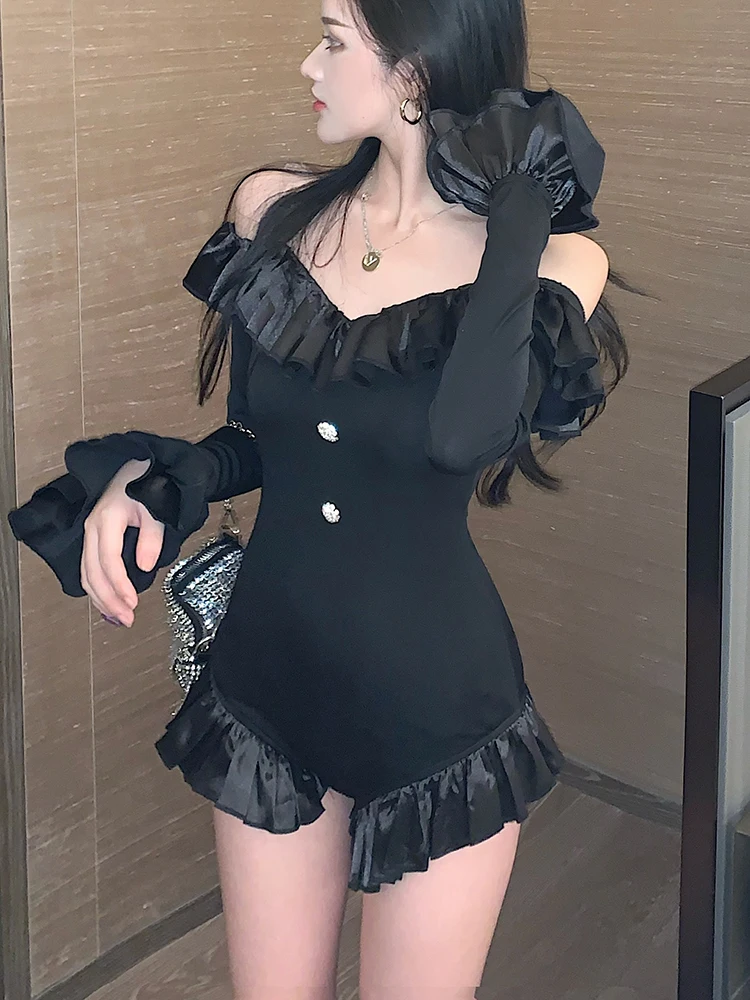 2023 Summer Spring Ruffle Short Dress Women Black Long Sleeve Y2k Dresses Female Button Design Sexy Pantskirt Korean Fashion
2023 Summer Spring Ruffle Short Dress Women Black Long Sleeve Y2k Dresses Female Button Design Sexy Pantskirt Korean Fashion