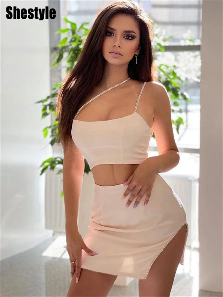 Shestyle Satin Elegant Sexy Women Two Piece Sets 2022 Summer Spring Crew Neck Adjustable Spaghetti Strap Camis Slit Sheath Skirt
Shestyle Satin Elegant Sexy Women Two Piece Sets 2022 Summer Spring Crew Neck Adjustable Spaghetti Strap Camis Slit Sheath Skirt