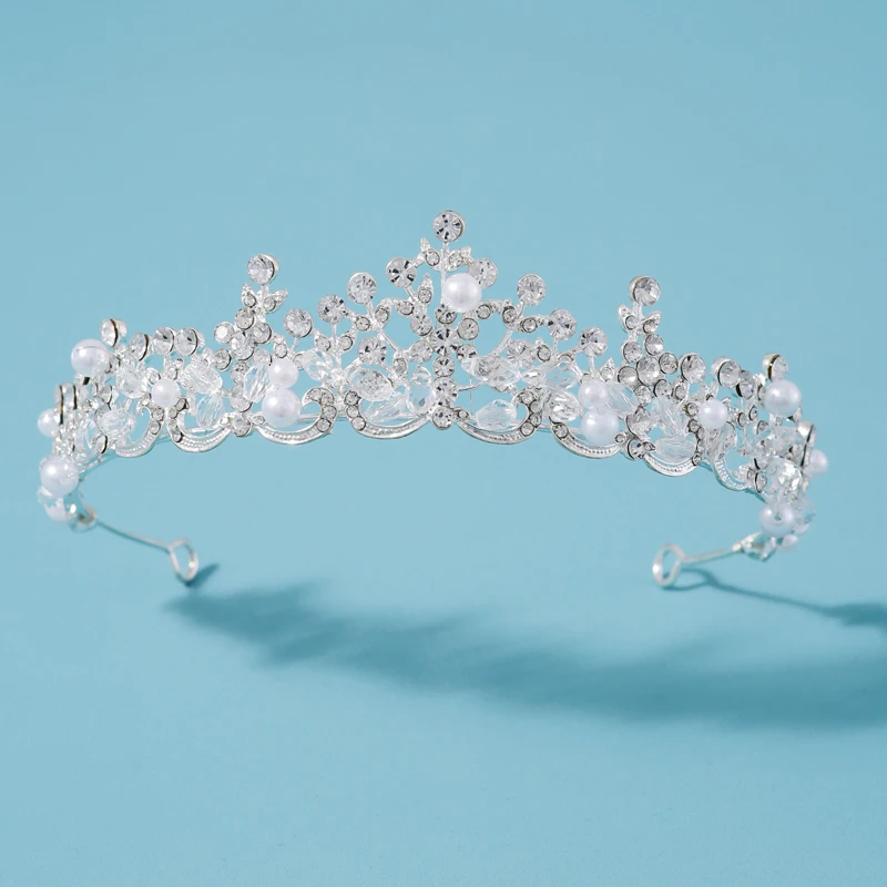 Благородная элегантная Серебристая тиара в модном стиле, предназначенная для женской свадьбы на день рождения
Благородная элегантная Серебристая тиара в модном стиле, предназначенная для женской свадьбы на день рождения