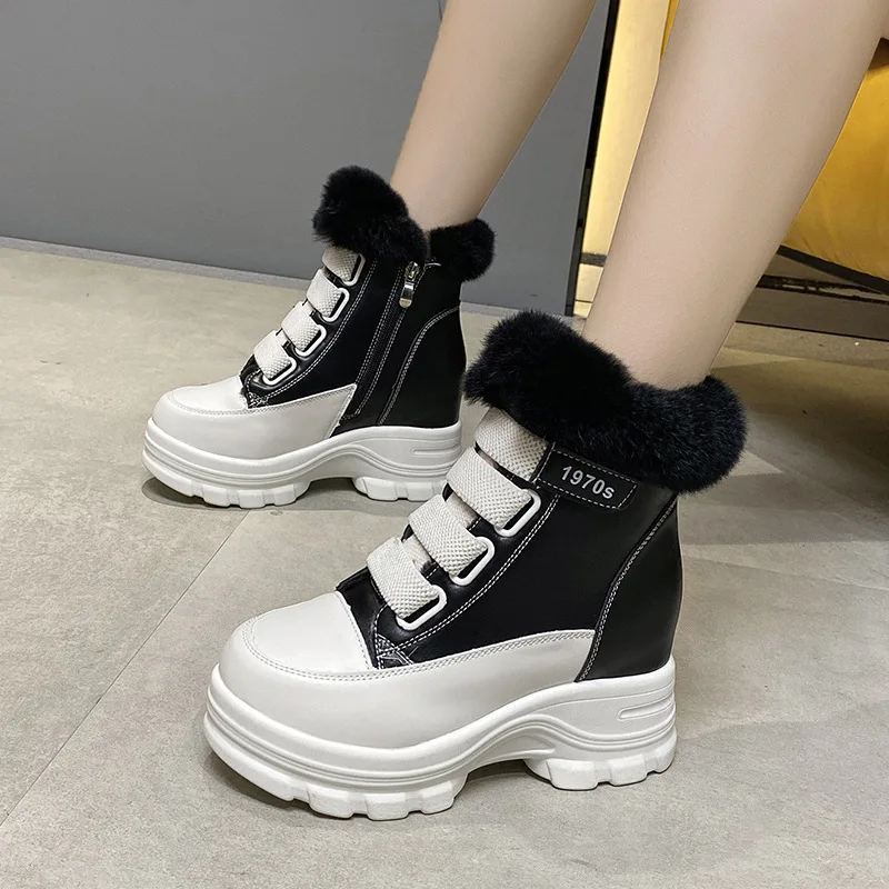 High Rise Sports Women's Boots 2023 Autumn/Winter Fashion High Top Shoes Mao Mao Korean Boots Thick Sole Shoes
High Rise Sports Women's Boots 2023 Autumn/Winter Fashion High Top Shoes Mao Mao Korean Boots Thick Sole Shoes