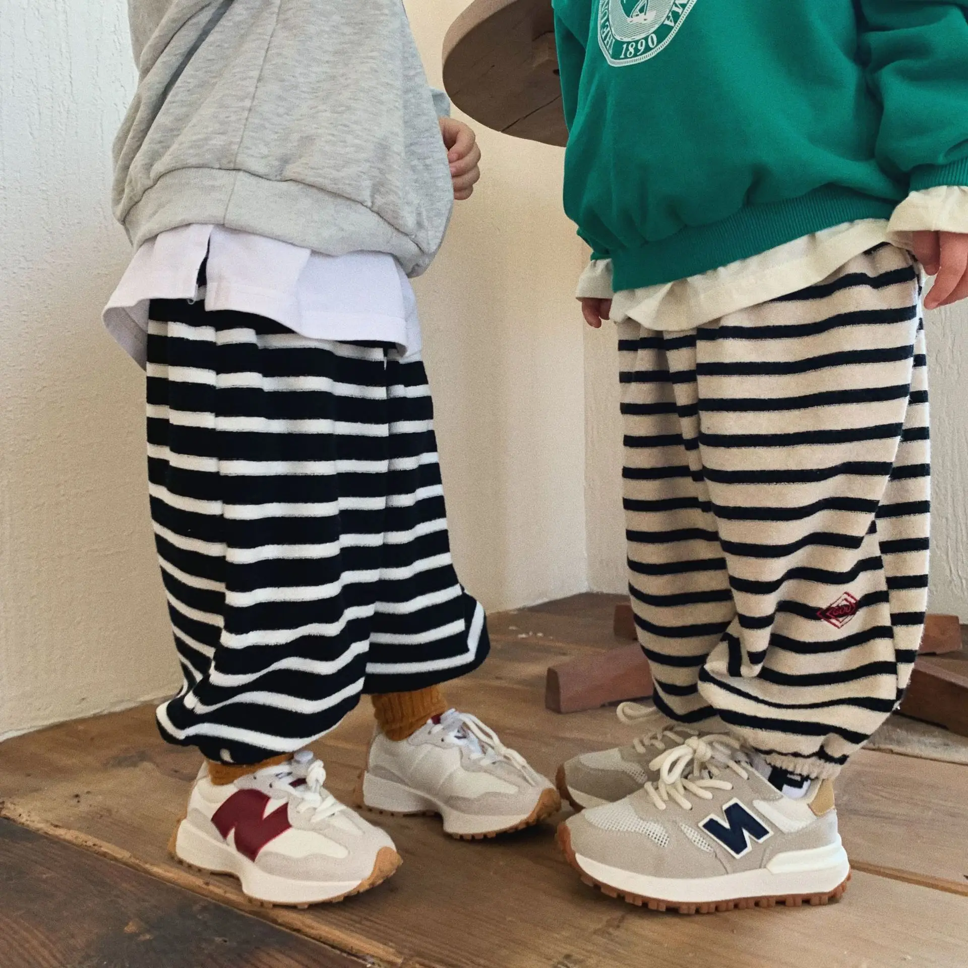 2022 Spring New Children Striped Casual Pants Loose Kids Trousers Girls Harem Pants Baby Boys Sport Pants Cotton Kids Clothes
2022 Spring New Children Striped Casual Pants Loose Kids Trousers Girls Harem Pants Baby Boys Sport Pants Cotton Kids Clothes