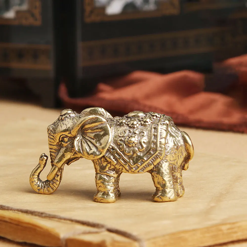 Solid Brass Elephant Ornament Home Elephant Statue Decoration Micro Carving Antique Bronze Animal Craft Decoration Collectibles
Solid Brass Elephant Ornament Home Elephant Statue Decoration Micro Carving Antique Bronze Animal Craft Decoration Collectibles