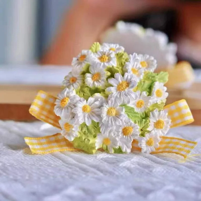 Ins Wind Small Fresh Daisy Bouquet Car Aromatherapy Diffuser Stone Air Conditioning Outlet Clip Car Decoration Light Fragrance
Ins Wind Small Fresh Daisy Bouquet Car Aromatherapy Diffuser Stone Air Conditioning Outlet Clip Car Decoration Light Fragrance