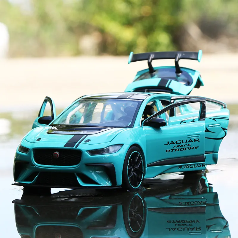 1:32 Jaguar I-PACE ETROPHY Racing Car Alloy Car Toy Car Metal Collection Model Car Sound and light Toys For Children
1:32 Jaguar I-PACE ETROPHY Racing Car Alloy Car Toy Car Metal Collection Model Car Sound and light Toys For Children
