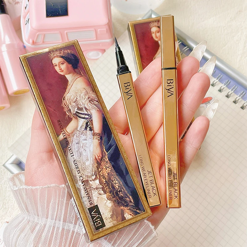 Eyeliner Pen Renaissance Beginners Waterproof Smooth Gold Bar Eyeliner Pencil 1 Black Eye Makeup Women's Cosmetics Quick Dry
Eyeliner Pen Renaissance Beginners Waterproof Smooth Gold Bar Eyeliner Pencil 1 Black Eye Makeup Women's Cosmetics Quick Dry